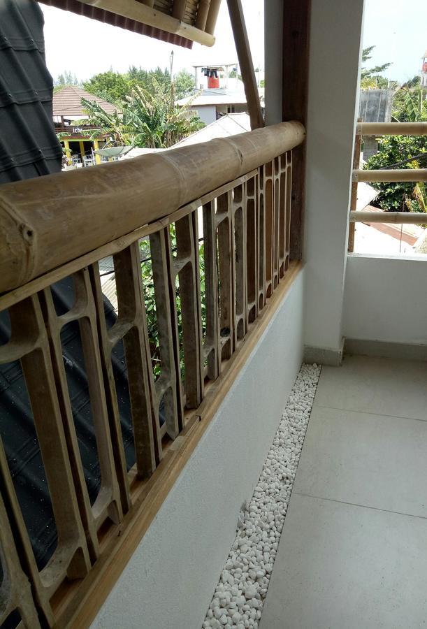 The 5 Brothers Hotel Gili Trawangan Esterno foto