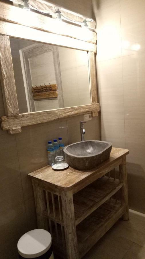 The 5 Brothers Hotel Gili Trawangan Esterno foto